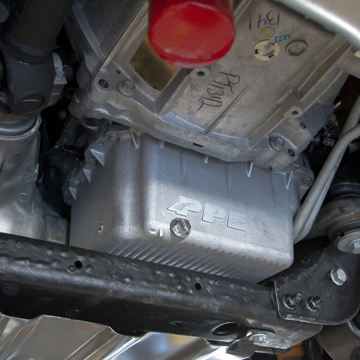 2017-2019 GM 6.6L Duramax Heavy-Duty Cast Aluminum Engine Oil Pan - Image 9